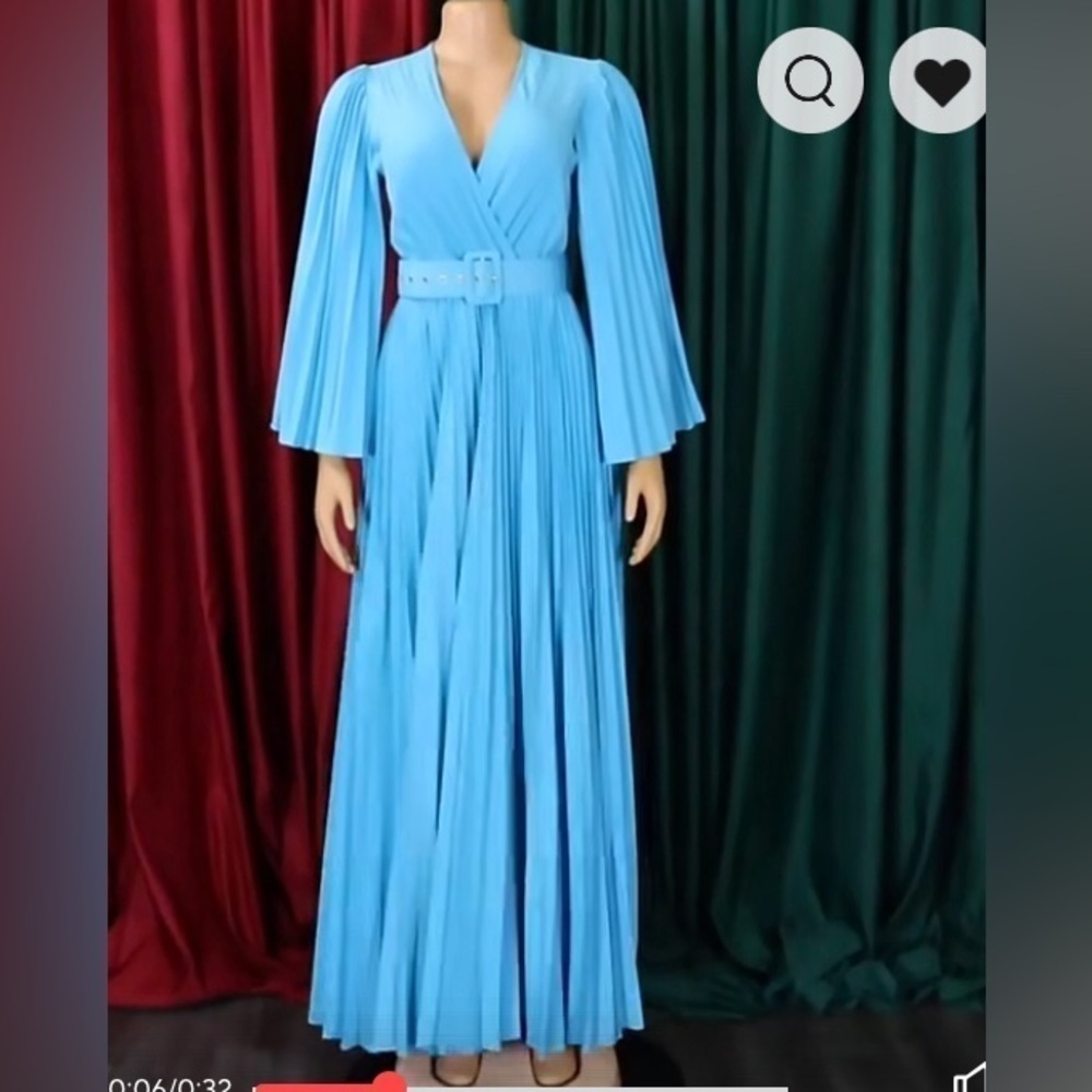 COPY - COPY - Maxi dresses, pleaded ,long sleeves With belt .